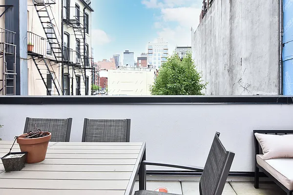 Rented by The Agency | media 5