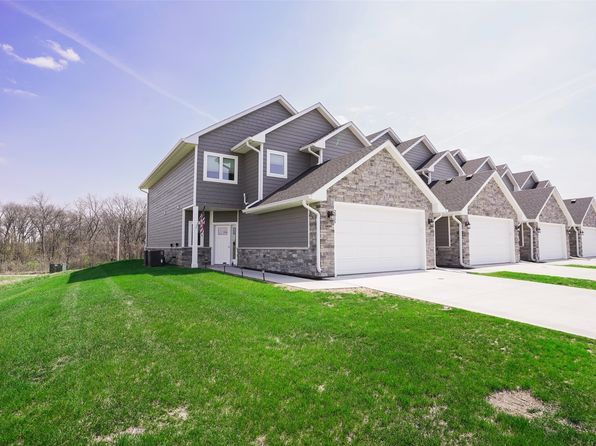2011 Ammann Dr, Adel, IA 50003