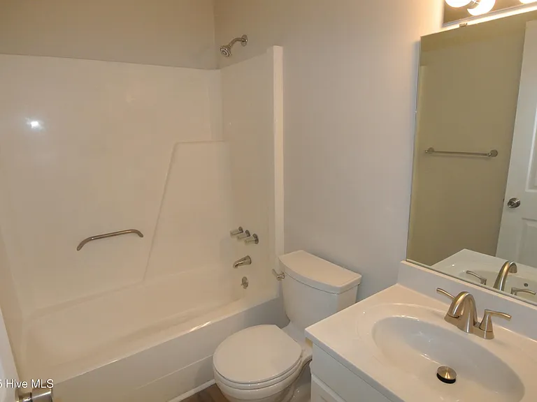 1729 Elmwood St #D — Photo 11