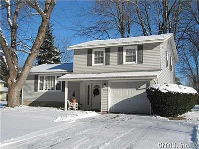 1st image of 7704 Anchor Dr