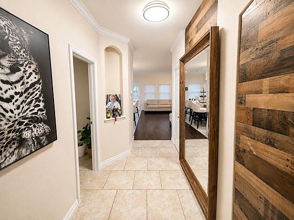 5th image of 313 Briar Park Dr