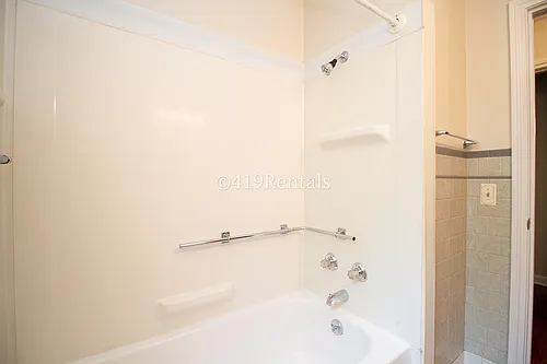 2424 Lambert Dr — Photo 15