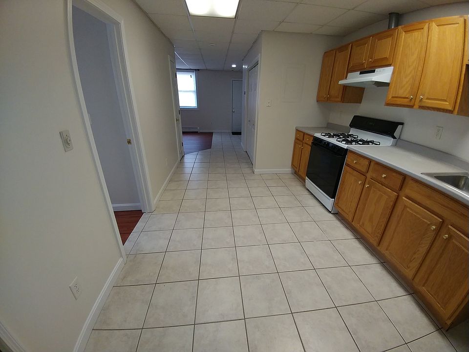 2nd image of 1 Belknap St