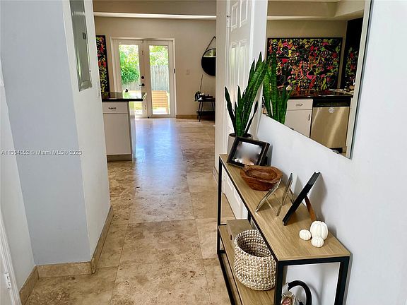 3rd image of 11570 NE 13th Ave
