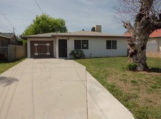 10026 Olive St, Bloomington, CA 92316