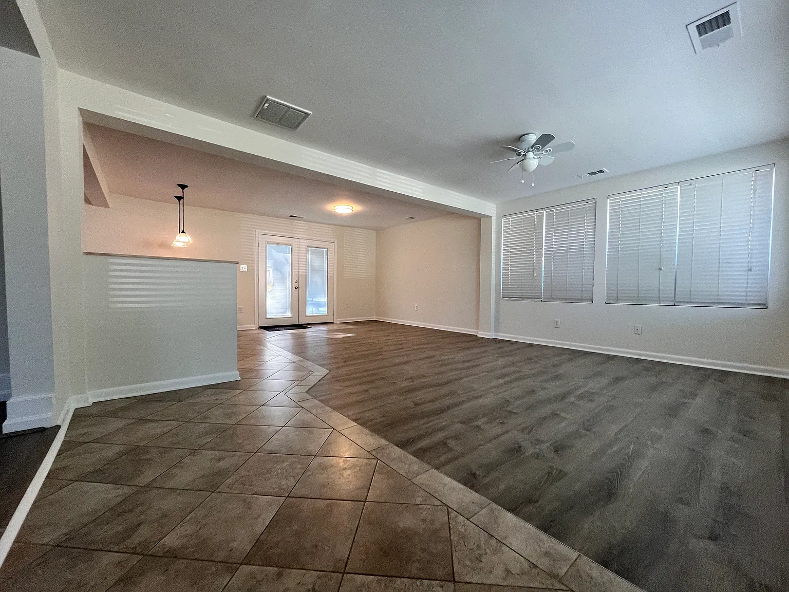 3 bed, 1224 sqft, $2,750 — Photo 2