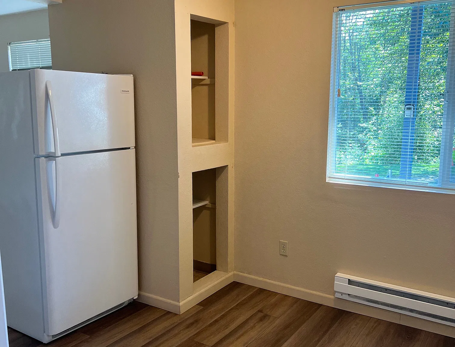 1 bed, 550 sqft, $1,200 — Photo 4
