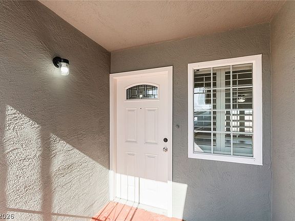 5th image of 1205 Squires St