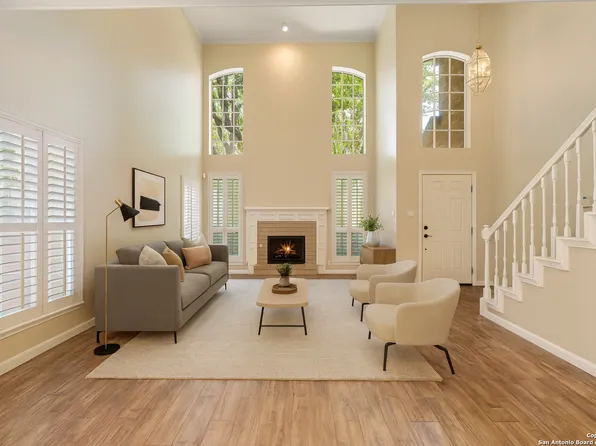 2118 Mollys Way, San Antonio, TX 78232