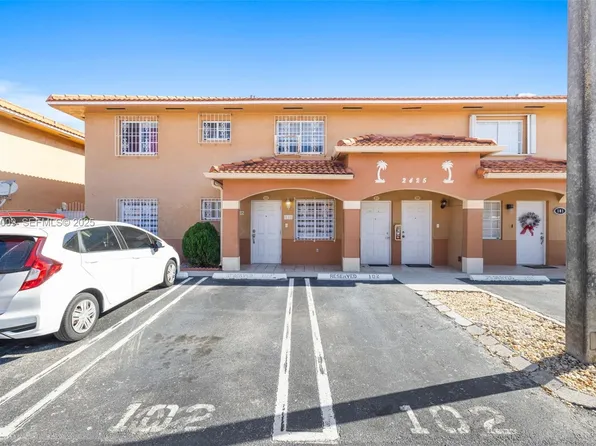 2425 W 76th St APT 102, Hialeah, FL 33016