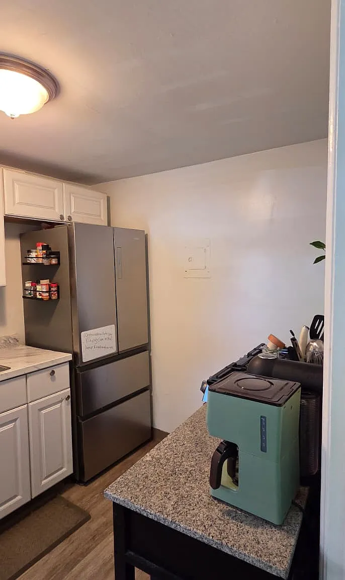2 bed, 800 sqft, $2,500 — Photo 4