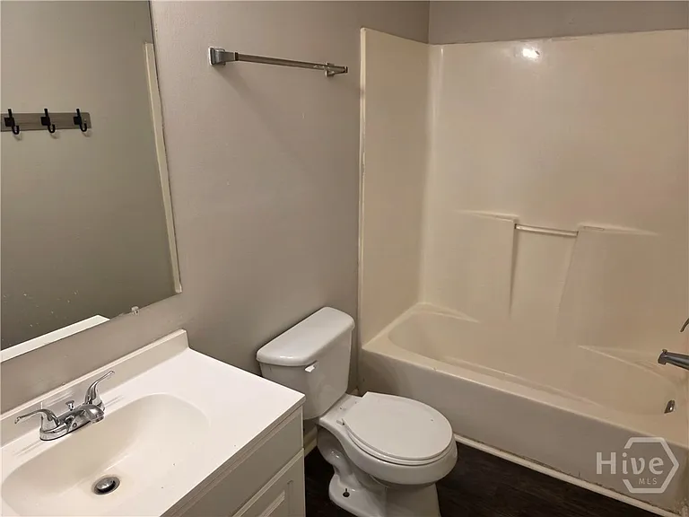 230 Lanier Dr #290 — Photo 13