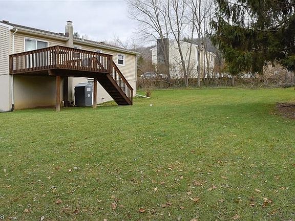5th image of 12 Bettino Dr
