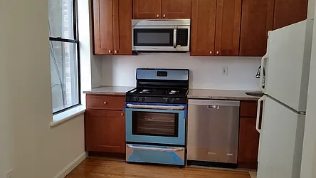 Rented by New York Realty Minimax Inc