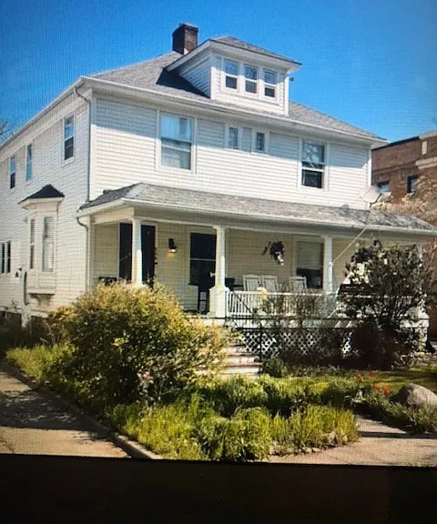 806 W South St — Photo 4