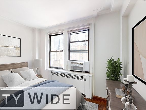 5th image of 137 E 38th St APT 11d