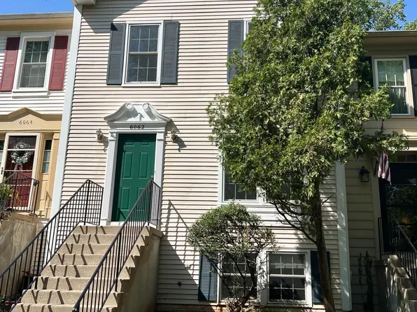 6062 Clay Spur Ct, Centreville, VA 20121