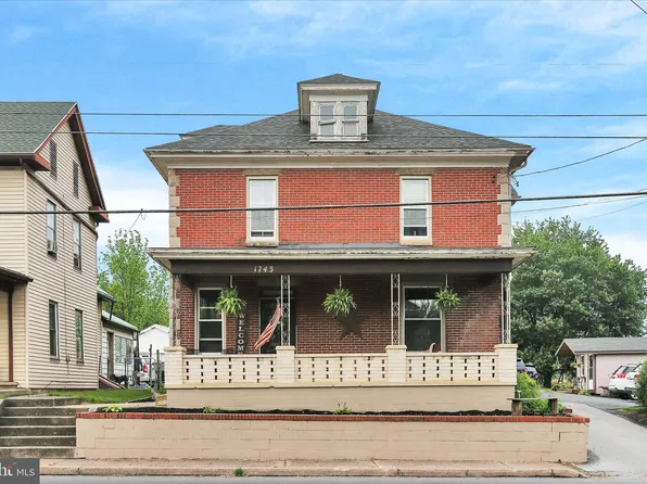 1743 Buchanan Trl E, Shady Grove, PA 17256