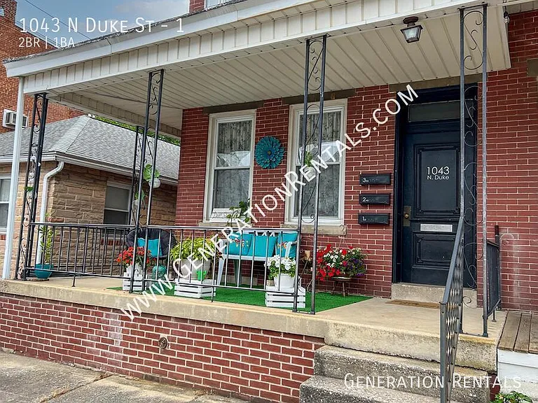 1043 N Duke St #1 — Photo 1