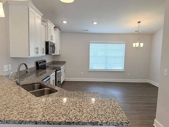 5th image of 214 Alonzo Toney Dr