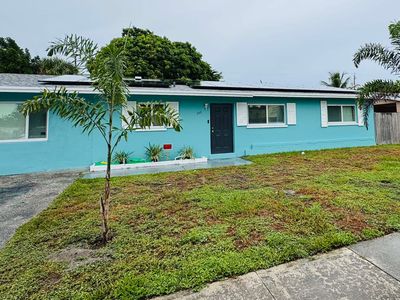 700 W 34th St, Riviera Beach, FL, 33404