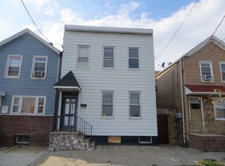 91 Saint Charles St, Newark, NJ 07105