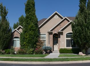 378 Lofty Ln, North Salt Lake, UT 84054