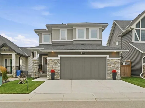 46 W Amery Cres, Crossfield, AB T0M 0S0