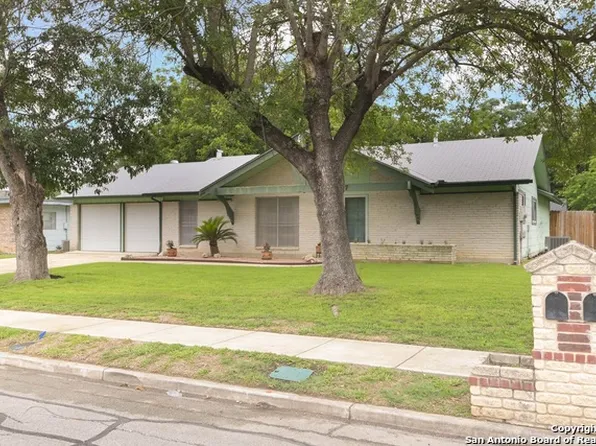 4127 HILLSWIND ST, San Antonio, TX 78217