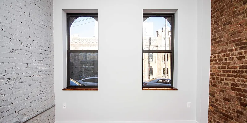 Rented by Compass | media 42