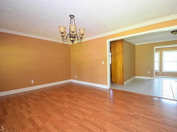 2nd image of 788 Sage Ln NW