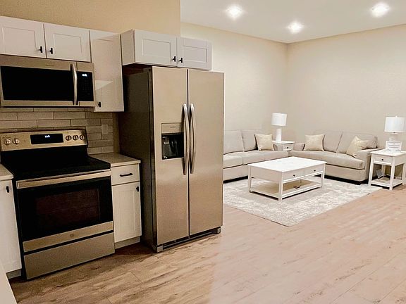 3rd image of 2601 SW Hailey Ave #103