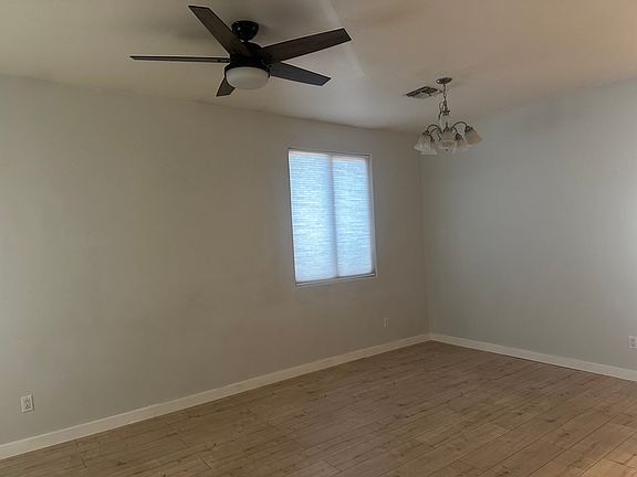3rd image of 17470 W Mesquite Dr