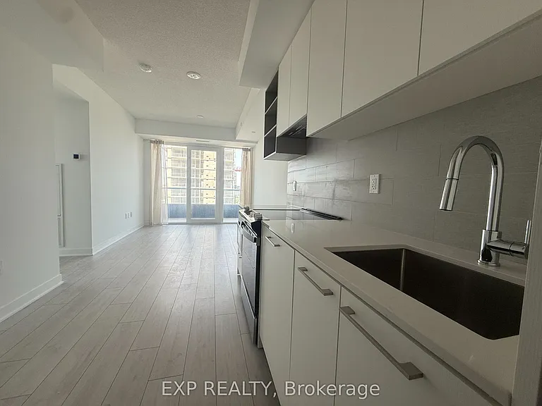 260 Malta Ave N #2011 — Photo 7