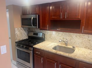 (Undisclosed Address), Kings Park, NY 11754