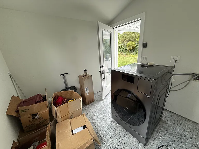119 Berkshire Ave — Photo 7