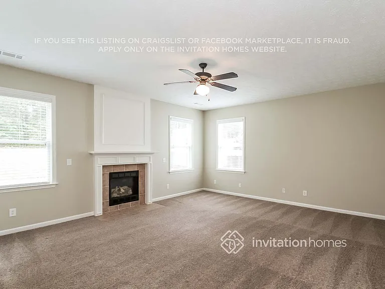 2900 Cooper Woods Dr — Photo 2