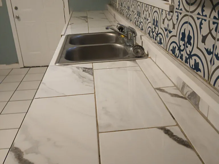 107 Shelley St — Photo 8