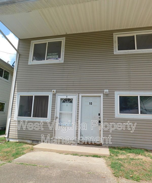 1st image of 2411 Shaver Ave #10
