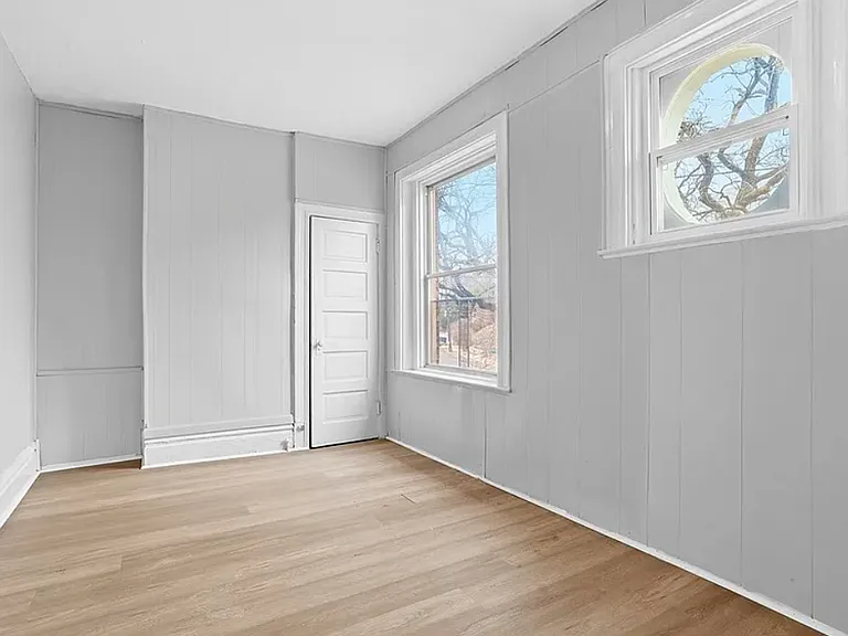 42 Watson Blvd #1 — Photo 1