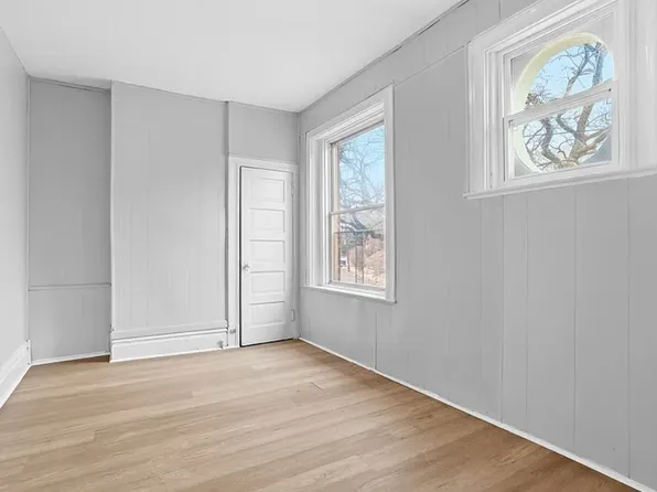 42 Watson Blvd APT 1, Pittsburgh, PA 15214