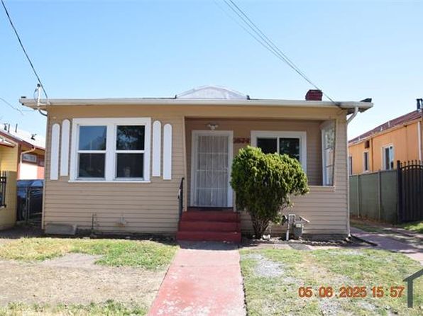 1934 100th Ave