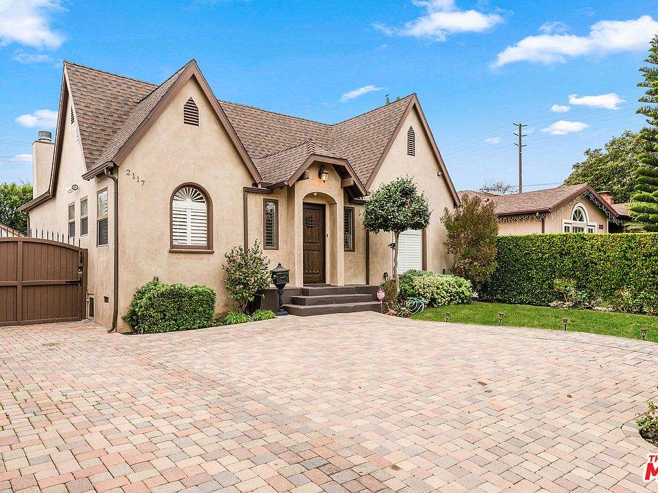 1st image of 2117 Veteran Ave