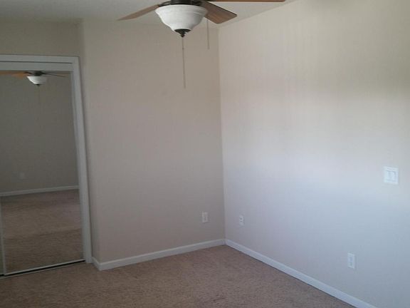 5th image of 1016 S Coral St