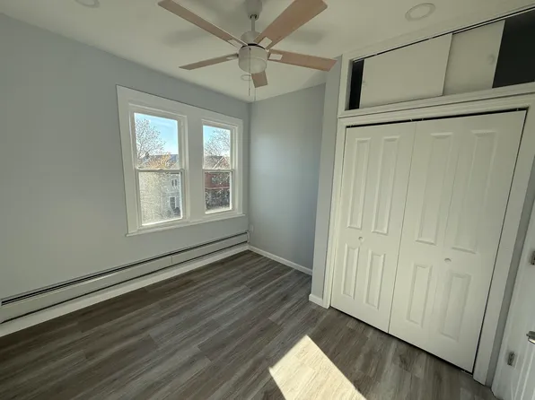 375 Kennedy Boulevard image 2 of 17