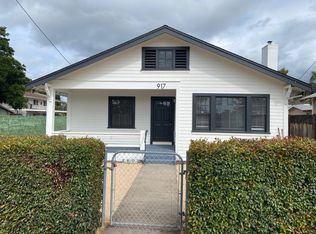 917 E Yanonali St, Santa Barbara, CA 93103