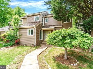 4736 Timber Ridge Dr, Dumfries, VA 22025