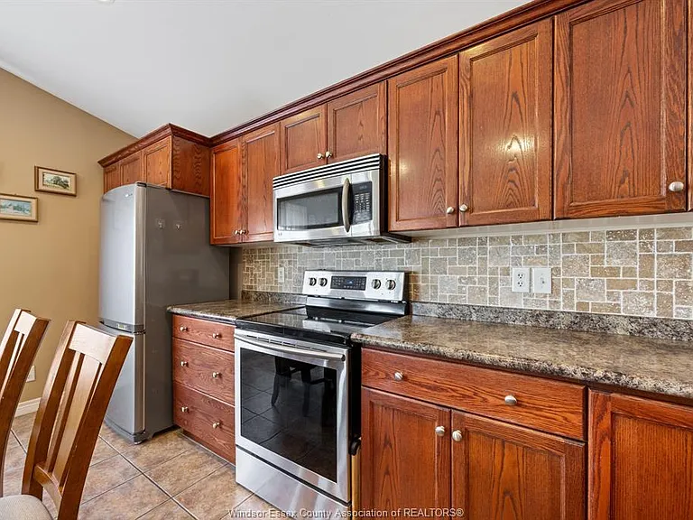 2315 Kevin St — Photo 25