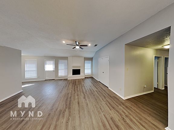 3rd image of 4903 Pecan Est