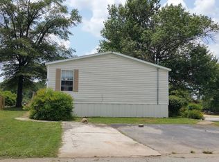29 Daniel Dr, Stockbridge, GA 30281